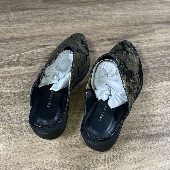 Very Volatile Women's 6 Moonstruck Mules Booties‎ Gold Black Slip On NEW - Picture 5 of 8